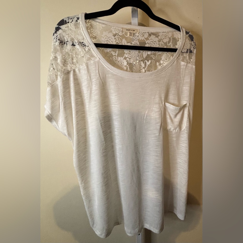 Paper Tee White Lace Accent Blouse-Size 2x